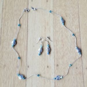 Women's Necklace/Earring set, 18"